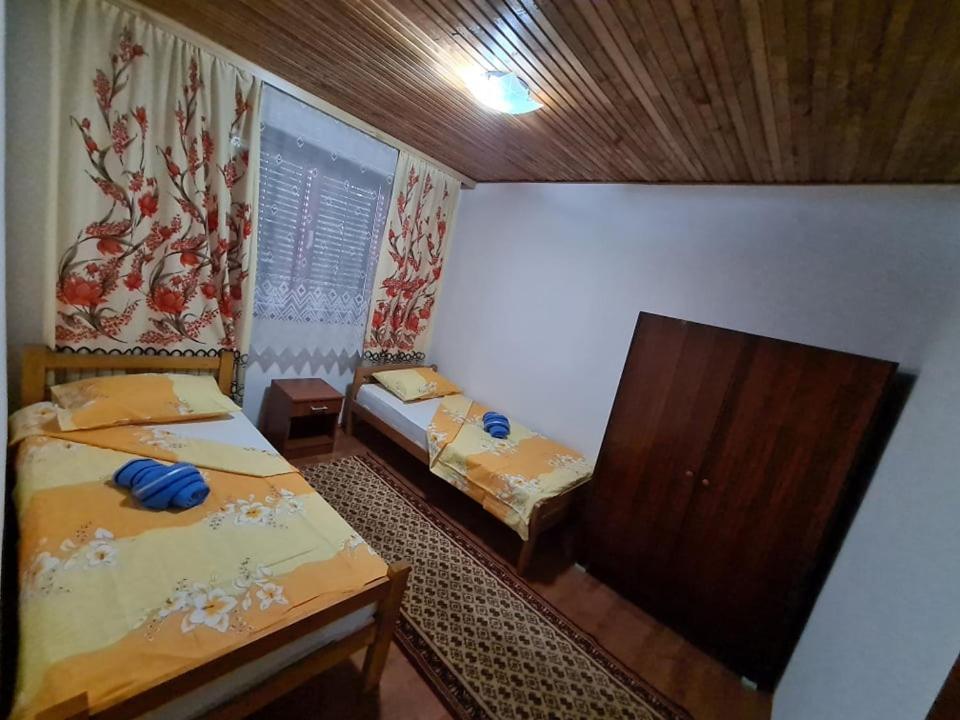 Holiday Home Vulezic Бар Екстериор снимка